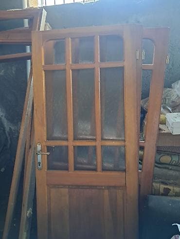 taxt ustu: Material: təbii ağac 4ədəd qapı 100azn Maraqlanan buyurub telefon — 2