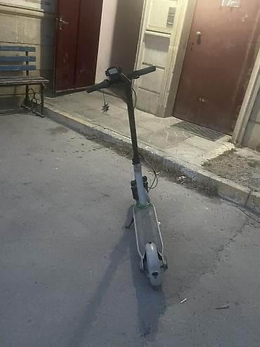 elektron skuterlar: Salam.somakatın adı:ninebot.Sürət:32 .Gucludur.150 kq cekiye kimi — 4