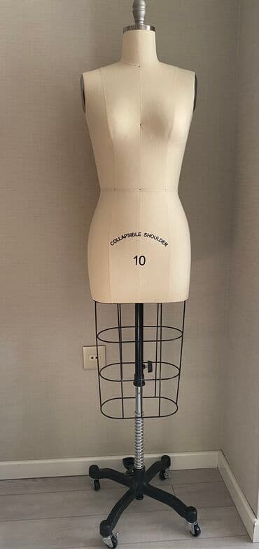 stefano ricci baku: Ölçüleri Sine dairesi -92 Bel dairesi-70 Çanaq dairesi -95 Tezedir — 4