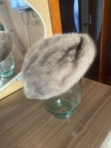 Norka papaq. Natural. Qadın üçün. Rusyadan gelib. 2-3 defe istifade