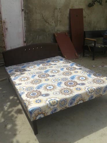 Taxt
teze mohkem iki neferlik
hazirlari var