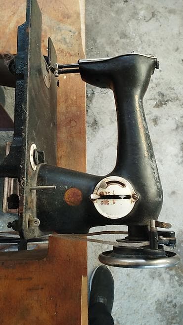 вазы для фруктов и конфет: Mexaniki tikiş maşını – ayaq pedallı masa daxil - Klassik döşəmə — 4