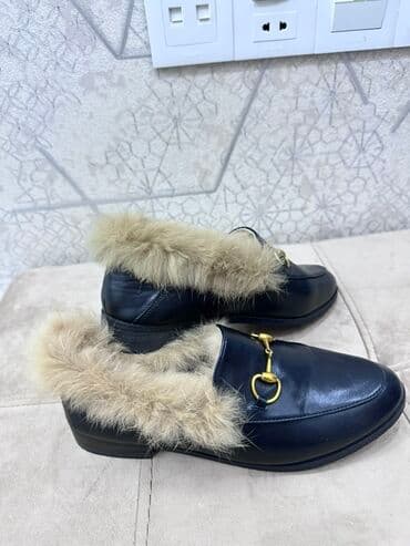 şnurlu qadın mokasinləri: Qadın üçün dəri loafers – süni xəzli 1 dəfə geyimilib əla — 1