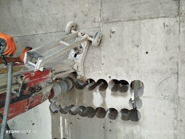 3 eded xoncali taxda qapi lazimdir: #Betonkesme #betondeşmə Beton kubik kərpic - dən kəsim deşim — 8