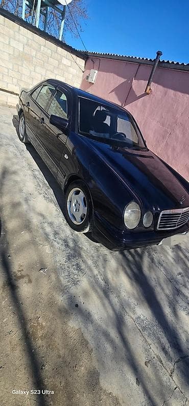 Mercedes-Benz E-Class: 2 l | 1997 il Sedan — 5