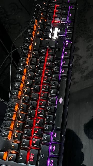 kablolar: RGB işıqlı oyun klaviaturası + simli oyun siçanı dəsti Dəst gündəlik — 10