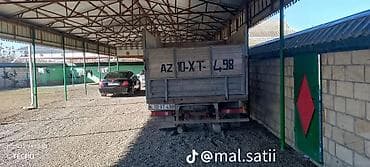 4 tekerlekli motor atv: Yükdaşıma üçün qənaətcil və praktik kiçik tonnajlı yük avtomobili. - — 1