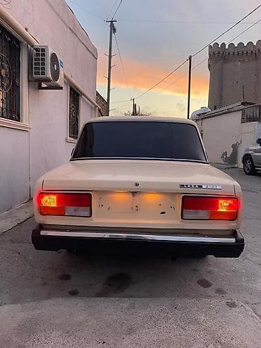 4 qapi niva satilir: LADA 2107 sedan Mator karopka peredok ideal vəziyyətdədir heç bir — 3