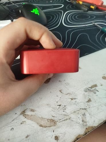 mikrofon: JBL Kolonka, Növ - Portativ, rəng - Qırmızı — 2