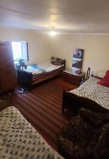 KİRAYƏ: 1 otaqlı həyət evi addelinidi, kamunallar men terefinden