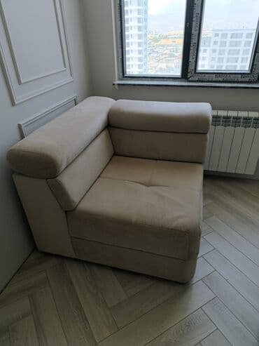 künc divan ikinci əl: Künc divanı — 1