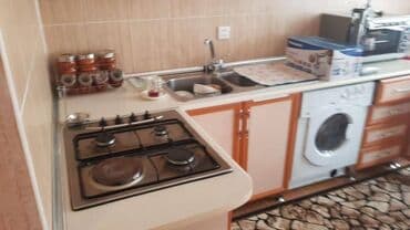 2 otaqlı mənzil vasitəçisiz: Elimlər metrosuna yaxin 9 mertebeli binanın 8-ci mərtəbəsində — 2