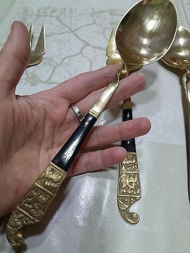 balta bıcaq: Latun ərsəli dekorativ süfrə ləvazimatları dəsti - Tərkib: 10 ədəd – — 3