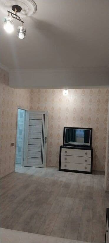 9 cu mikrarayon: Xirdalanda icra hakimiyyətinə yaxin 16 mertebeli binanın 2-cu — 8