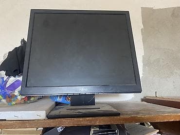 komputer plata: 3ədəd monitor 3 ədəd sistem bloku. vaxtı ikən işləyirdi. ramları — 1