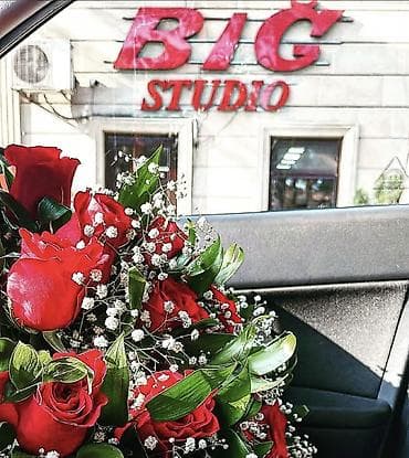 Reklam lövhələri: BIĞ STUDİO reklamı satılır,750-1000 manat arası başa gəlmişdi, BIĞ — 4