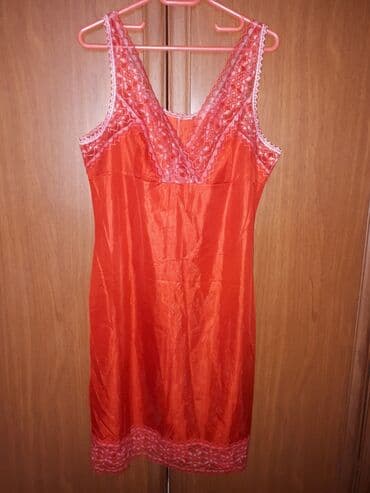 iç geyim: Пеньюары/Gecelikler : cehrayi --15 manat M qara M -- 5 manat — 4