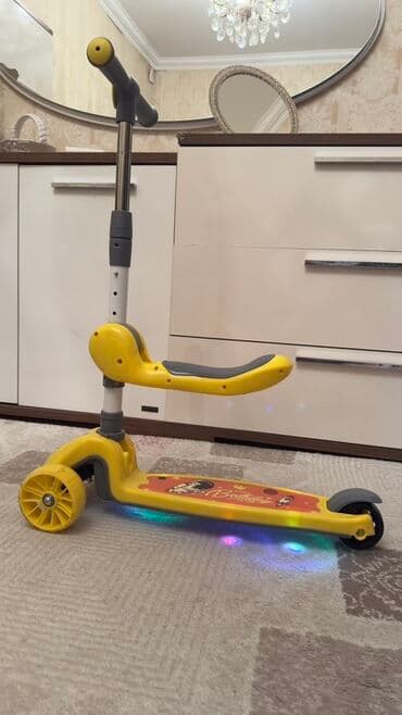 hoverboard 2 el: 1 həftədir alınıb Supertoysdan.40 azn.Uşaq sürmədi satıram.Ancaq evdə — 2