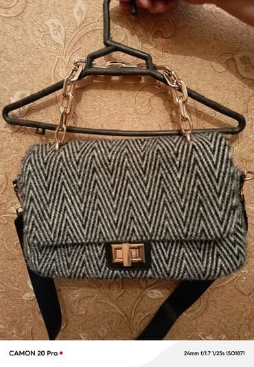 qaşlı canta: Çiyin çantası — 1