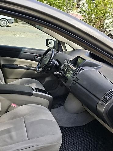 hyundai satilir: Toyota Prius (2-ci nəsil) hibrid hetçbek - Qizili rəng, 5 qapı - — 10