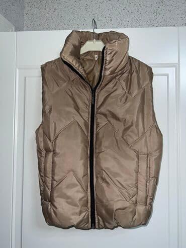 Şişmə jilet Təzə kimidir Ölçü: 38 Qiymət: 12 manat Əlaqə nömrəsi 