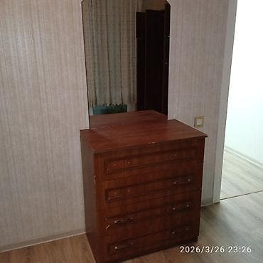 taxta komod: İşlənmiş, Termolar, Laminat, Çatdırılma yoxdur — 2