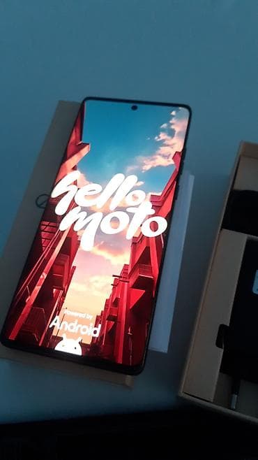 Motorola Edge 50 Fusion, rəng - Yaşıl