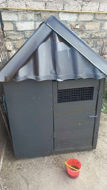 goyercin damı: Metall və taxta konstruksiyalı quş/heyvan yuvası (köşklü dam) - — 2