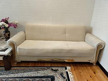 divan ucun macalka: Klassik üslubda 3 nəfərlik divan. Xüsusiyyətlər: - Rəng: krem/bej - — 1