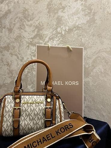 Ювелирные изделия: Michael Kors mini çanta - Model: barrel/duffle siluetli mini çanta - — 1
