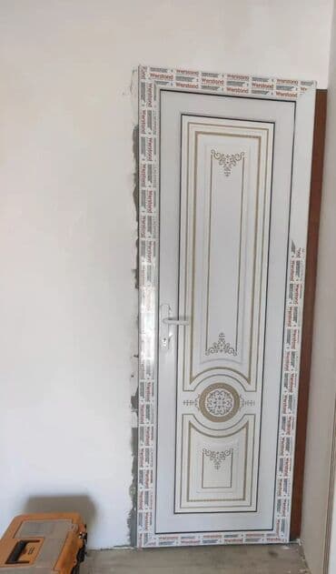 plastik qapılar: Yeni Plastik qapı 80x200 sm Zamok və çərçivə ilə, Zəmanətli, Pulsuz quraşdırma, Pulsuz çatdırılma, Rayonlara çatdırılma — 26
