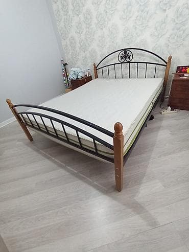 data kabel lan: Taxt ela veziyyetde 95 manat ‼️‼️ ölçüsü 1.50 x 2 matrasda daxil — 1