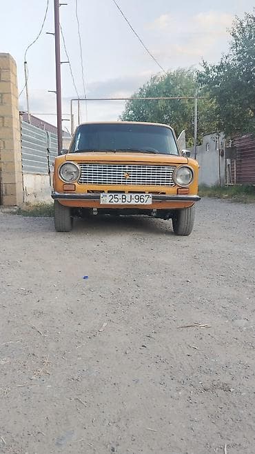 Avtomobil: Klassik sedan (VAZ/Lada “Jiguli” seriyası) Kuzov: 4 qapı