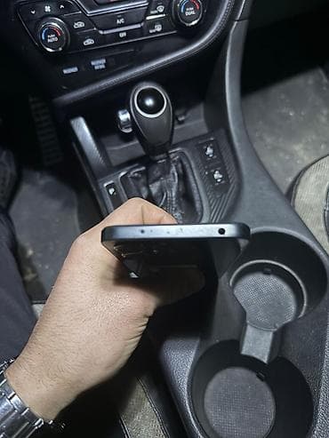 vidyo kameralar: Redmi 12, 128 GB, rəng - Qara, Barmaq izi — 4