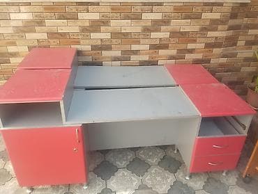 gamer masa: İşlənmiş, İşçi üçün, Dördbucaq masa — 4