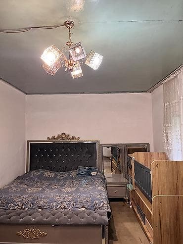 carpayı 2 nəfərlik: Yataq otagi mebeli. 2 ildir alınıb cox az istifade olunub . Şfanerinin — 1