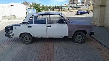 vaz 2107 stoplari: VAZ 2107 sedan - Kuzov: 4 qapılı, ağ rəng üzərində bir neçə hissədə — 3