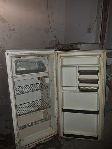 et ceken masin ehtiyat hisseleri: Matoru tam işlək vəziyyətdədir. Hal-hazırda əldə 3 dənə var.Girib — 2