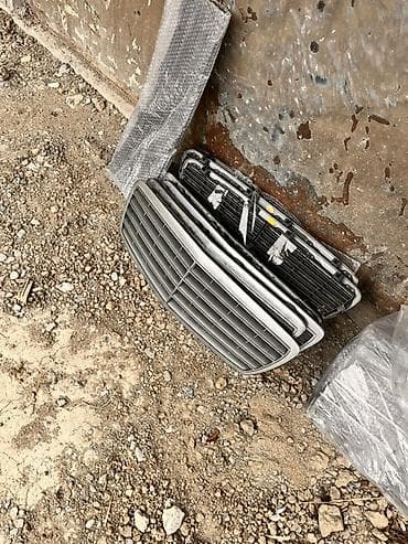 mercedes radiator: Avtomobil ön radiator barmaqlığı (qrili) - Tip: Ön barmaqlıq/qrill - — 1