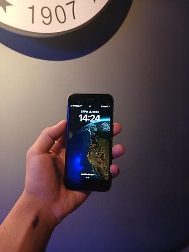 iphon 8 plus: IPhone 8, 64 GB, Qara, Barmaq izi — 2