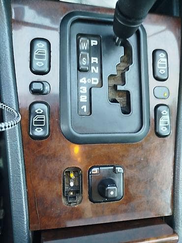 Salon: Mercedes-Benz w202 işlek veziyetde knopkalar hamısı Birce bağac açan — 1