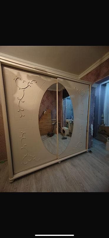 bamboo tekstil nerimanov: Dolab 
200azn qiymet sondur
Sumqayit 8905 leli — 1