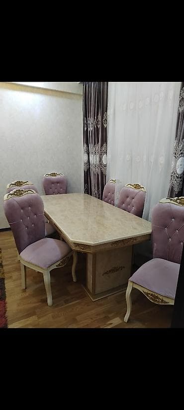 Qonaq otağı üçün, İşlənmiş, Dördbucaq masa, 6 stul lalafo.az -da Qonaq otağı üçün, İşlənmiş, Dördbucaq masa, 6 stul