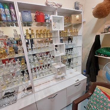 parfum vitrine: Şüşə, Zəmanətsiz, Kredit yoxdur — 1