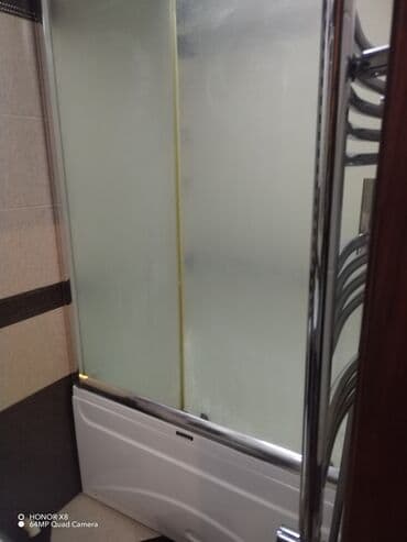 бу кровати: Bu, mətbəxlər üçün nəzərdə tutulmuş müasir üslublu şkaflar dəstidir — 4