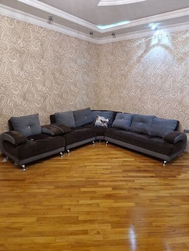 divan 2 əl: Künc divan, İşlənmiş, Açılmayan, Bazalı, Vеlur parça, Çatdırılma yoxdur — 1