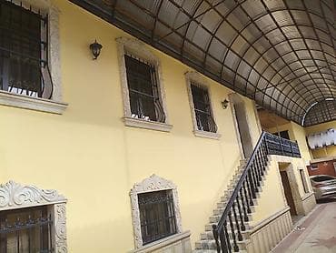 xalqlar ev: Ev satılır Sadıllıda iki mərtəbəlidir .Ev qoşa daşla tikilib — 3