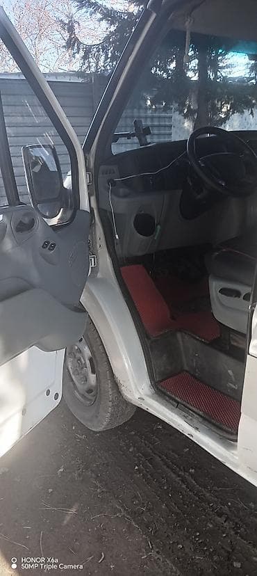 Ford: Ford Transit satılır Xüsusiyyətlər: - Korpus: uzun baza, yüksək — 4