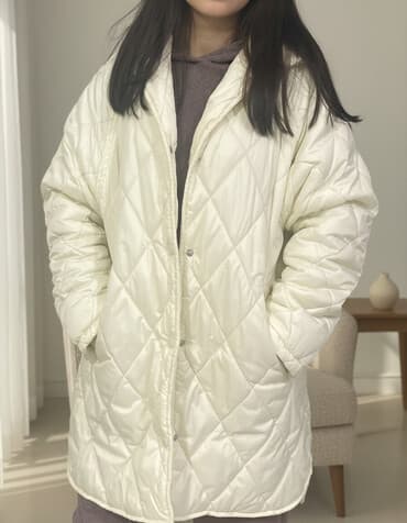 xinayaxdi merasimi: Qadınlar üçün kapüşonlu quilted (romb tikişli) qışlıq gödəkçə. - — 1