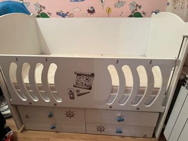 ekran sekilleri oglan ucun: Oğlan və qız üçün, Beşik, Matras ilə, Yellənmə mexanizm ilə — 2
